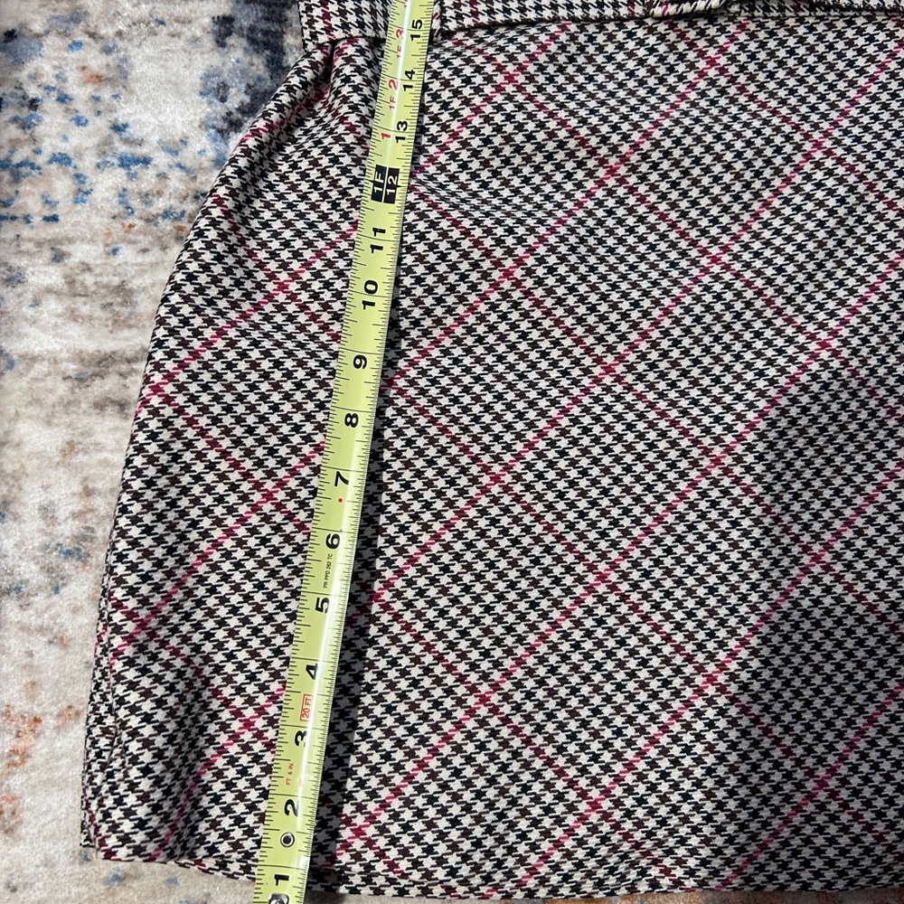 H&M Black and Pink Plaid Mini Skirt - Picture 3 of 8